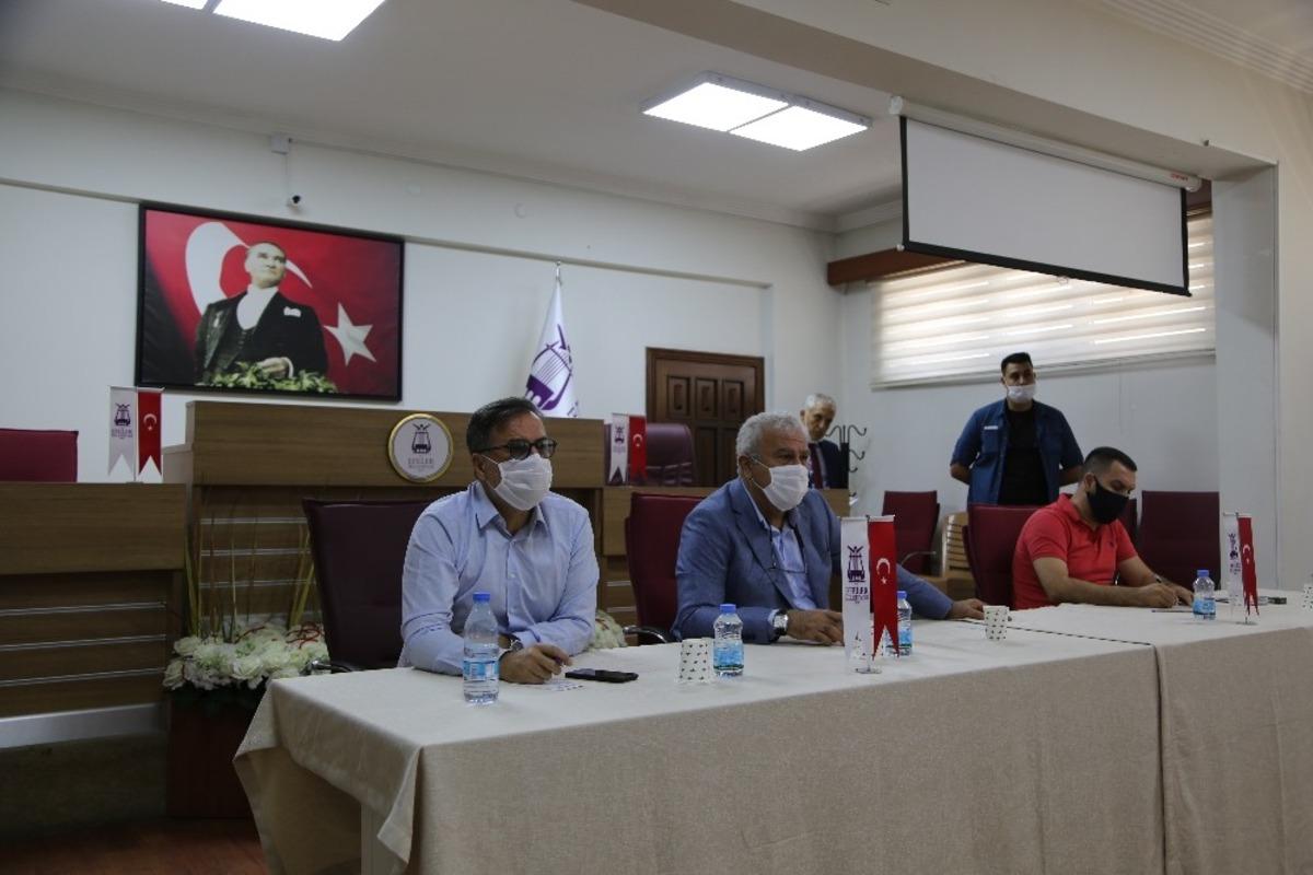 Efeler&rsquo;de pazar yerleri yeniden d&uuml;zenlendi