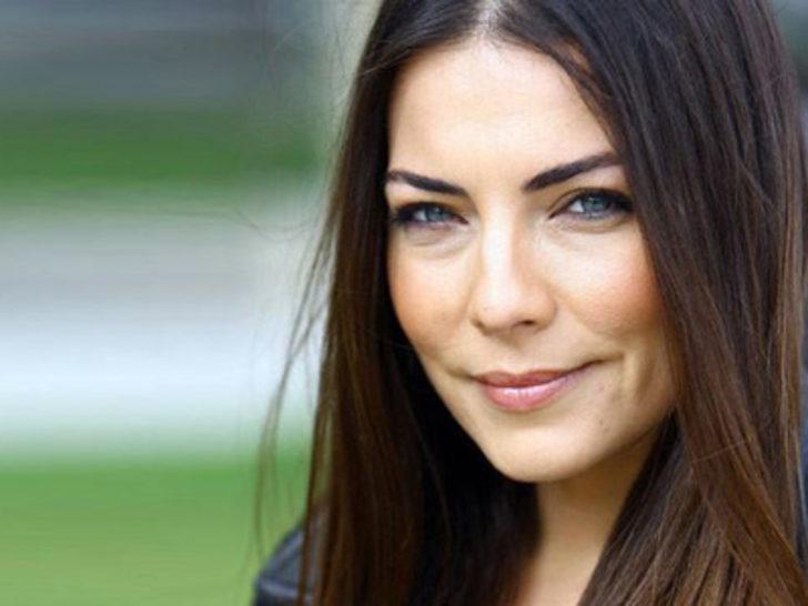 Burcu Kara: 'Çok aşığım, çocuğum olsun istiyorum' G2