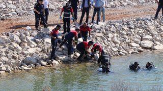 Gölet kenarında 'selfie' felaket getirdi! Dayı ve yeğeni hayatını kaybetti