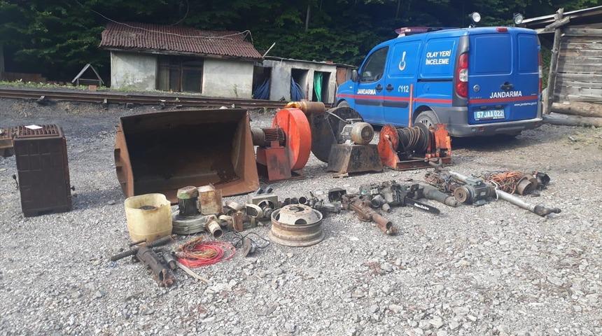 Zonguldak'ta &ouml;zel maden ocağından hırsızlık yaptıkları iddiasıyla 3 ş&uuml;pheli g&ouml;zaltına alındı