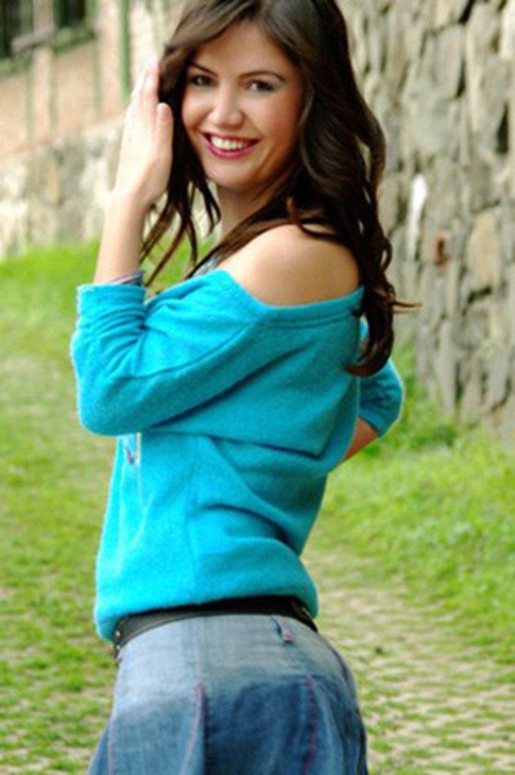 Erdoğan ve Eşinden 80'ler Dizisi Oyuncusuna Övgü G4