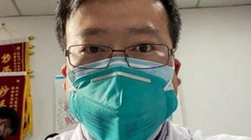 D&uuml;nyayı uyarıp, koronadan &ouml;lm&uuml;şt&uuml;! Şimdi baba oldu