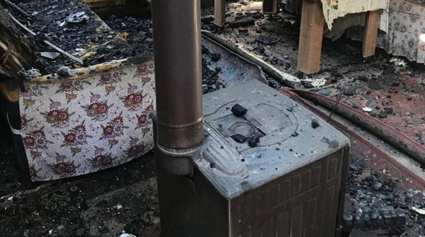 Iğdır’da bir eve yıldırım düştü