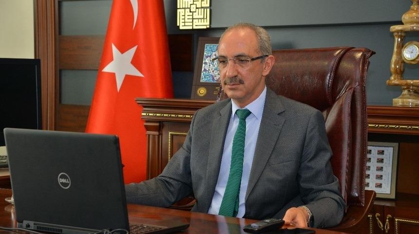 Y&Ouml;K Başkanı,  pilot &uuml;niversite rekt&ouml;rlerinden bilgi aldı