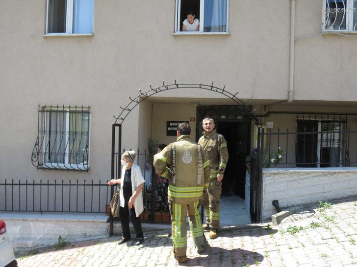 Ümraniye'de korku dolu anlar! Mahalleli sokağa döküldü G5