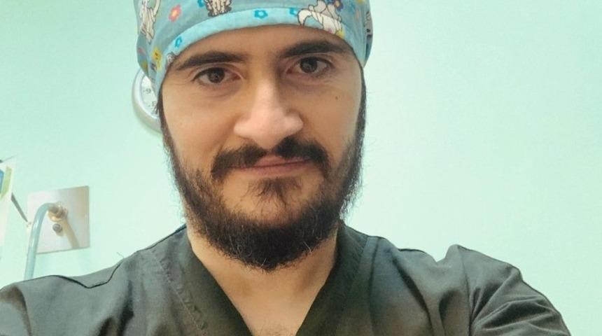 Op. Dr. Ahmet Dilber: &ldquo;Kilolu y&uuml;z g&ouml;r&uuml;nt&uuml;s&uuml; yanak inceltme operasyonuyla d&uuml;zeltilebilir&rdquo;