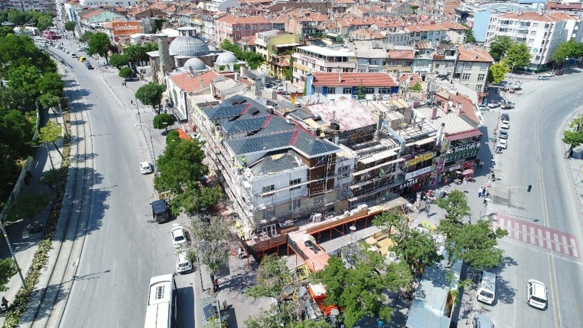 Alaaddin &ccedil;evresi tarihi dokuya uygun hale getiriliyor