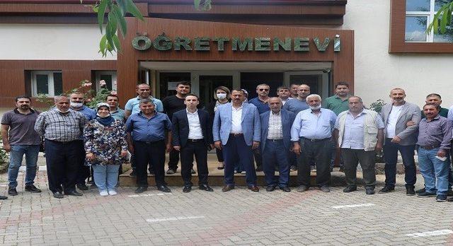 Elazığ’da arıcıların sorun ve çözüm önerileri görüşüldü