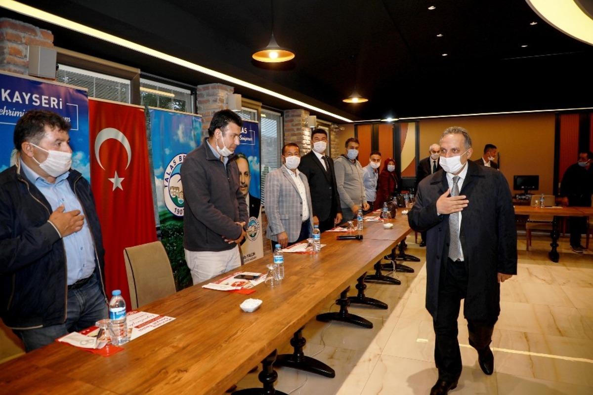 Başkan Yal&ccedil;ın muhtarlarla buluştu