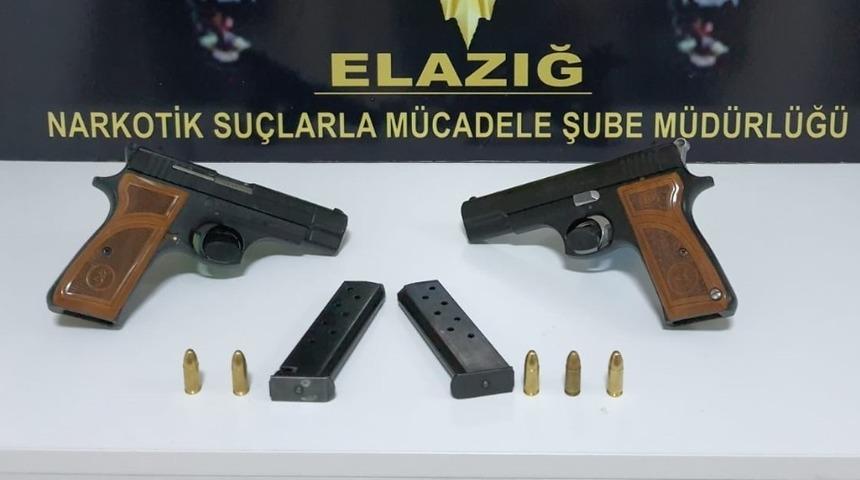 Elazığ&rsquo;da &ccedil;eşitli su&ccedil;lardan aranan 20 ş&uuml;pheli tutuklandı