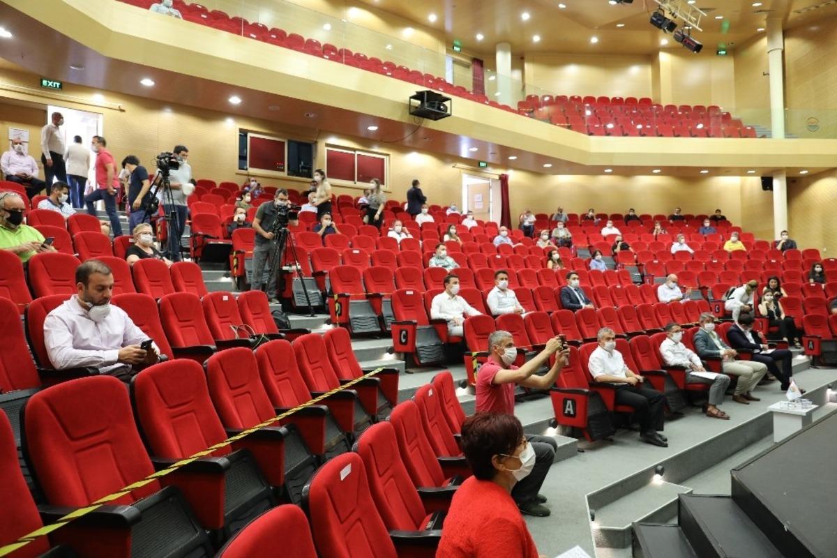 Marmaris&rsquo;te 200 otelciye eğitim verildi