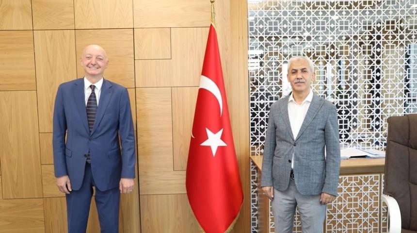 &Ouml;zmural, Fethiye Caddesi i&ccedil;in İSU ile g&ouml;r&uuml;şt&uuml;