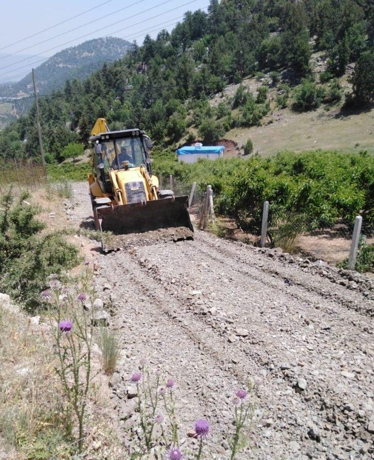 Toroslar’da bahçe yolları iyileştiriliyor G1