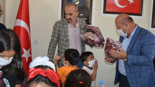 Şehit ve gazi çocuklarına oyuncak