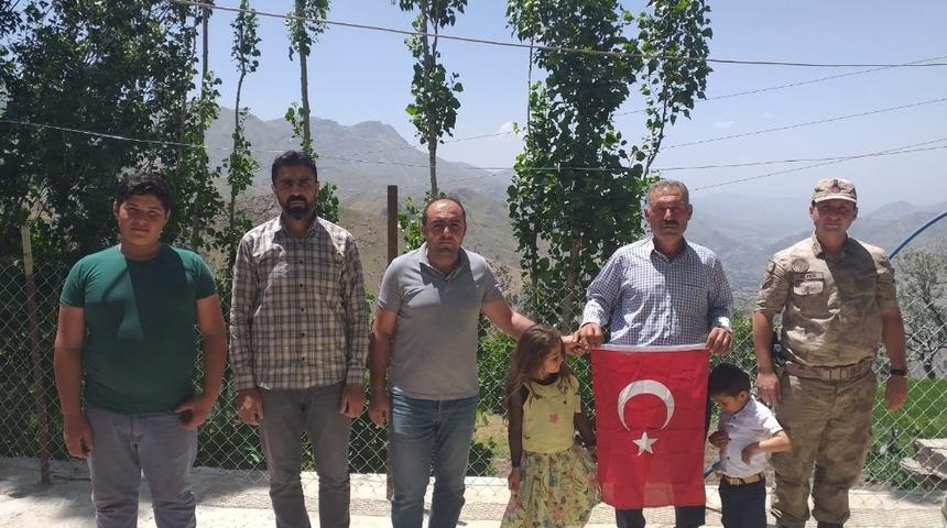 Şehit Aileleri Derneğinden 2 şehit babasına ziyaret