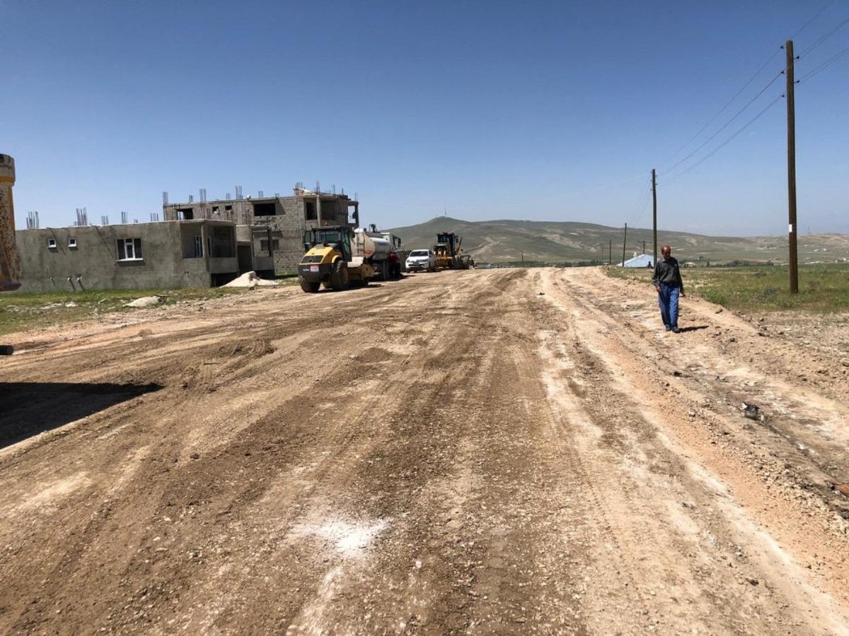 İpekyolu Belediyesi yol ağını genişletiyor