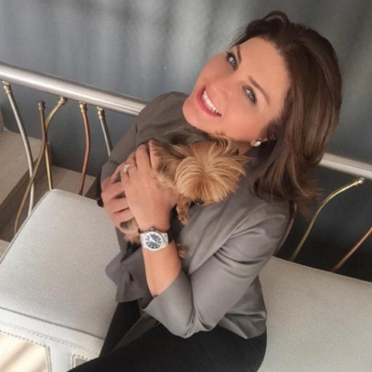 Sibel Can kendini 65 bin liralık saatle ödüllendirdi G3