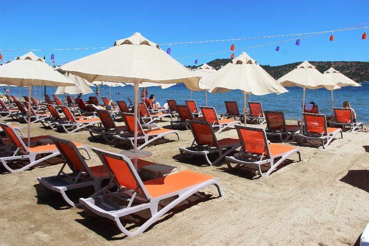 Günlük 1000 lira fiyat biçmişlerdi!Bodrum’da sahiller boş kalınca, şezlong ücretleri kalktı G2