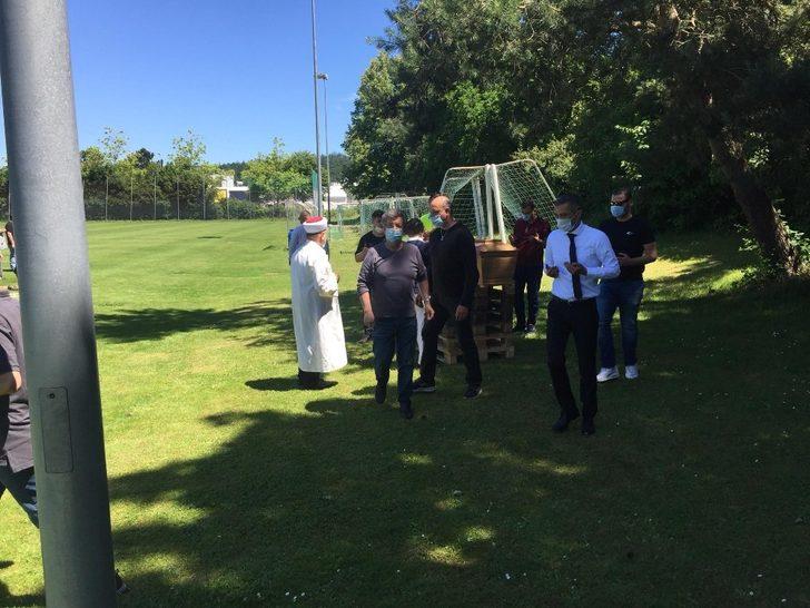 İsviçre’de Ren Nehri’nde boğulan Türk’ün cenaze namazı kılındı G1