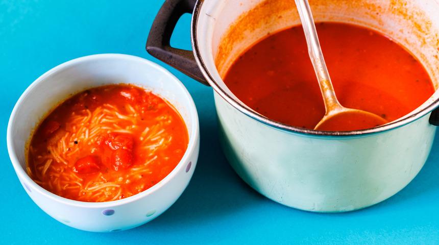 Şehriyeli domates çorbası: Şifa niyetine... 
