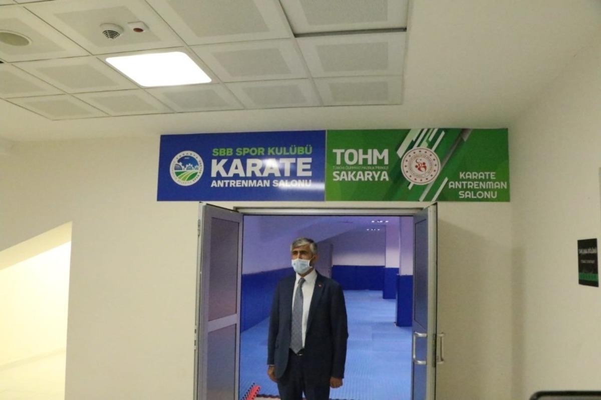 Hayata ge&ccedil;irilen &lsquo;Yaşayan Stadyum&rsquo; sporseverlere kapılarını a&ccedil;tı