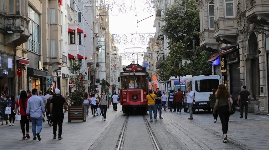 Dikkat çeken koronavirüs araştırması: 40 yaş üstü daha umutlu