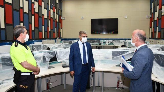 Vali Gürel, 112 Acil Çağrı Merkezi hizmet binasını inceledi