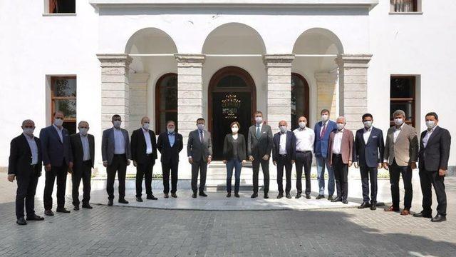 Başkan Yüksel, İstanbul’un Sosyal Demokrat Belediye Başkanları Toplantısı’na katıldı