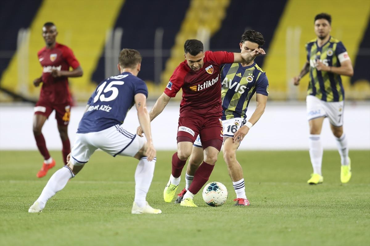 &Ouml;ZET | Fenerbah&ccedil;e - Kayserispor ma&ccedil; sonucu: 2-1
