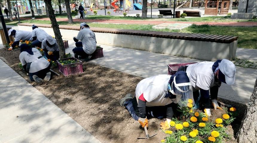 Çankaya parkları yeni normale hazırlanıyor
