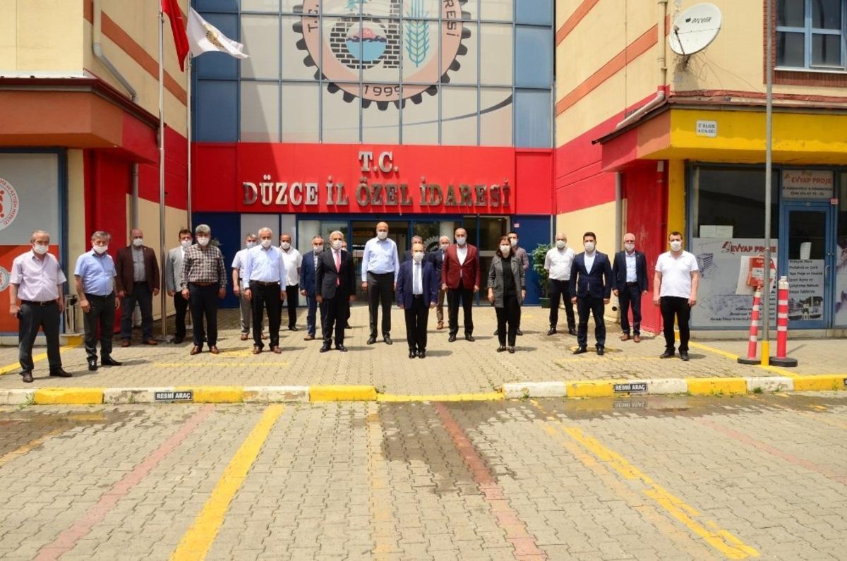 Vali Dağlı İl Genel Meclisi&rsquo;ne veda ziyaretinde bulundu