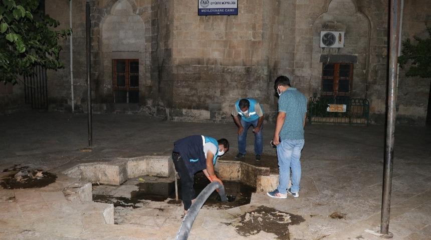 Şuski vatandaş sağlığı i&ccedil;in gece g&uuml;nd&uuml;z &ccedil;alışıyor