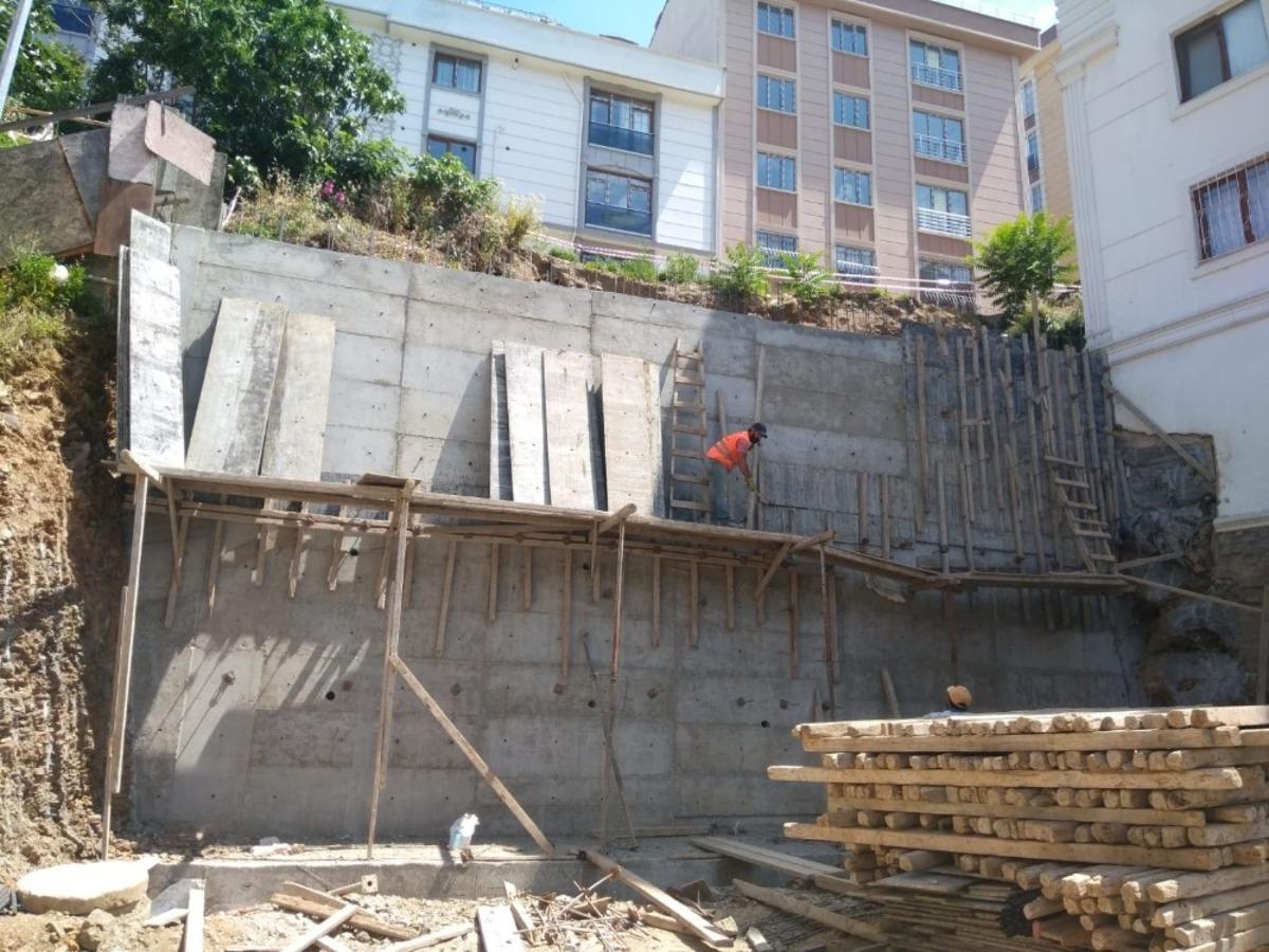 İslambey&rsquo;deki perde duvar tamamlanıyor