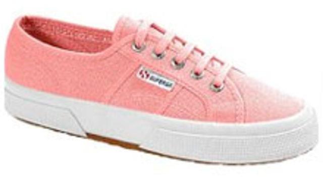 Converse'in Tahtını Sarsıyor