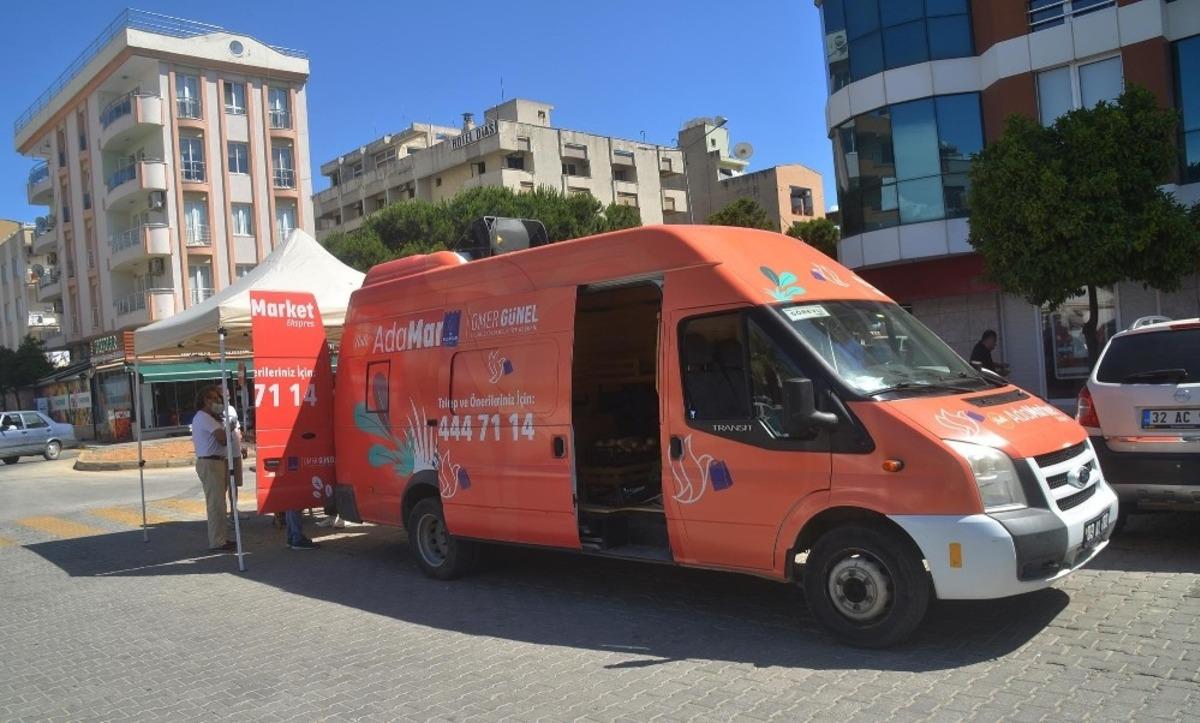 Adamarket Ekspres aracı her g&uuml;n ayrı bir mahallede hizmet veriyor
