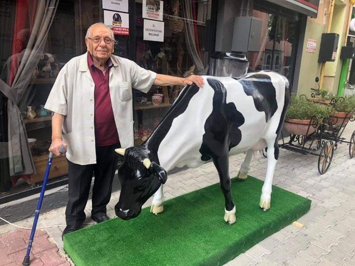 İşte Kadın Kooperatifinden 3 boyutlu inek heykeli G1