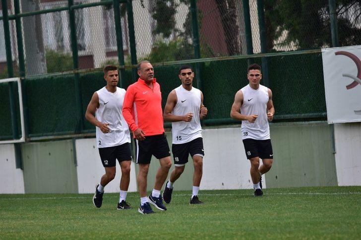 Manisa FK günü çift antrenmanla tamamladı G5