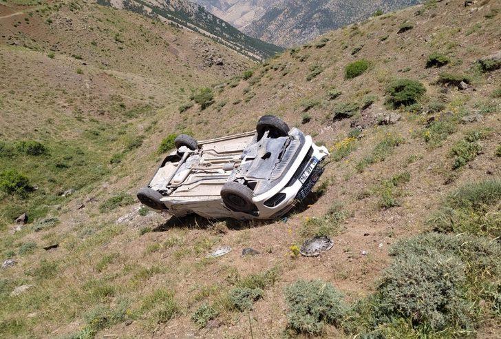 Şemdinli’de trafik kazası: 2 yaralı G1