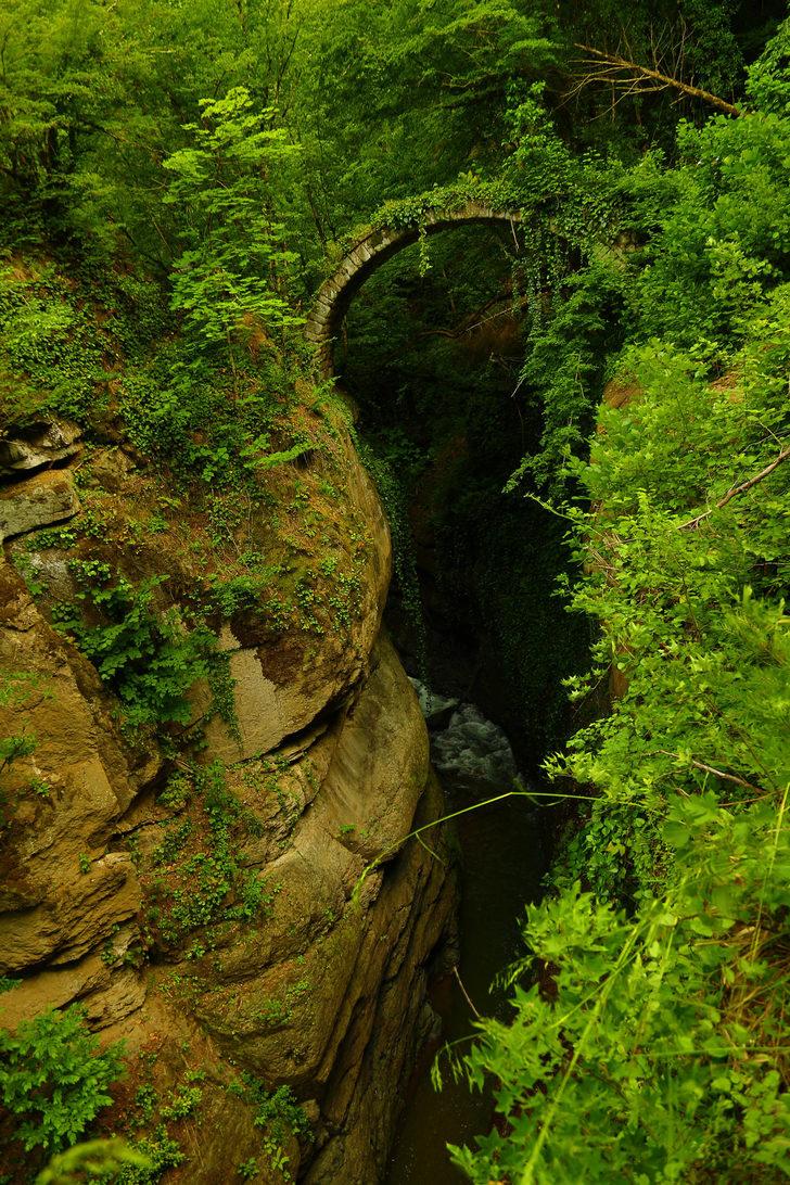 Fotoğrafçılar keşfetti! Artvin'de tarihi kemer köprü G1