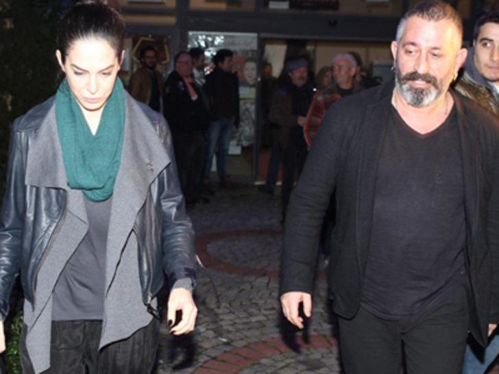 Cem Yılmaz'dan habercilere: 'Sizin niyetiniz belli oldu' G1