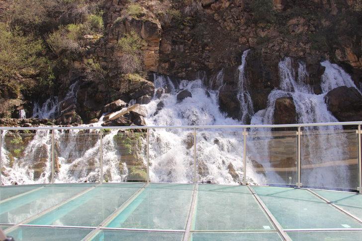 Gümüşhane'de Tomara Şelalesi, ziyarete açıldı G5