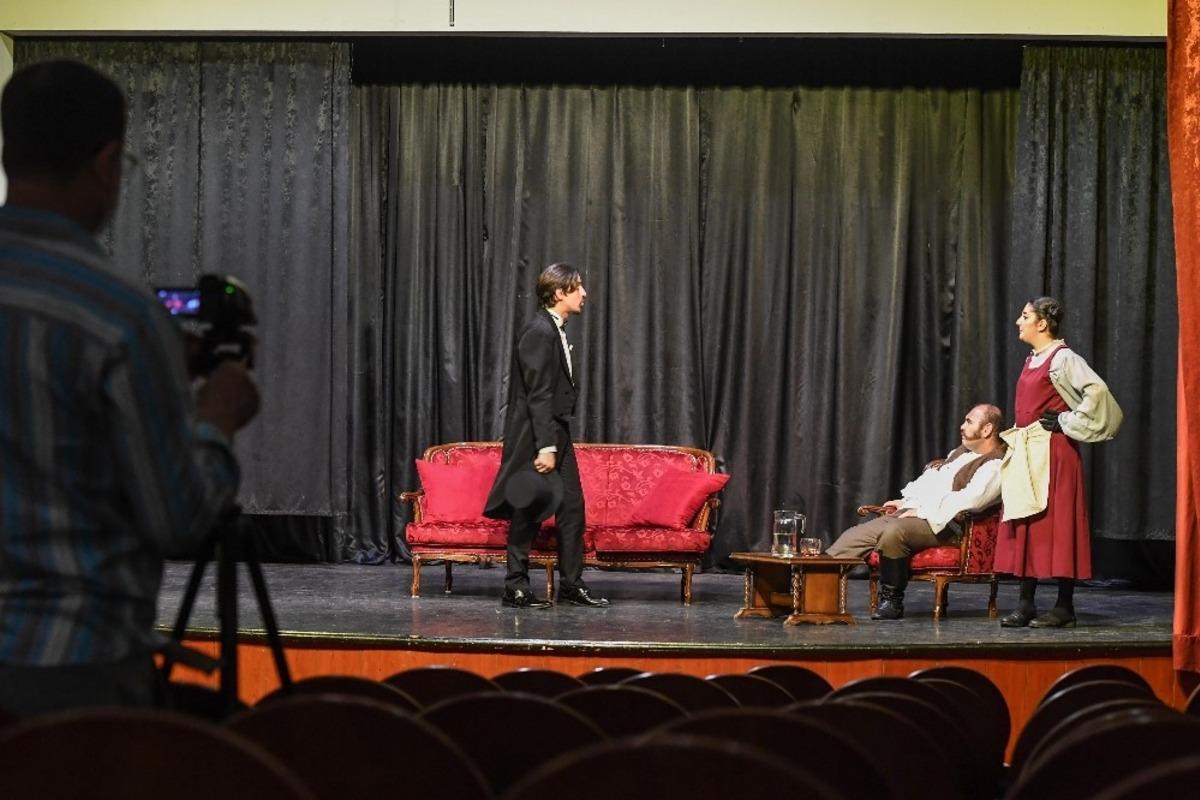 Başkent Tiyatroları sezonu &ldquo;online&rdquo; a&ccedil;ıyor