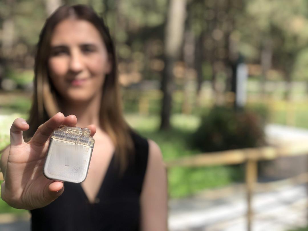 'Pilli bebek' Pelin! 16 yılda tam 6 kez beyin pili değiştirildi