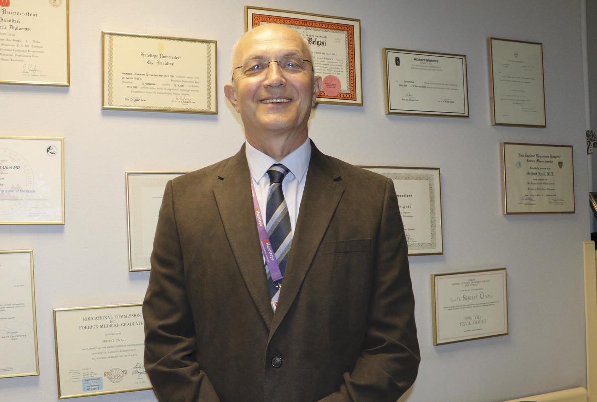 Bilim Kurulu &uuml;yesi Serhat &Uuml;nal uyardı! Kasım ve Aralık ayına dikkat