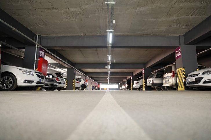 Gebze’nin katlı otoparkı hizmete başladı G1