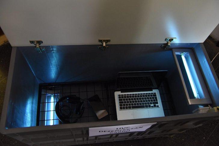 Anadolu Üniversitesi BAUM, korona virüse karşı ultraviyole dezenfeksiyon kabini kullanımına geçti G2