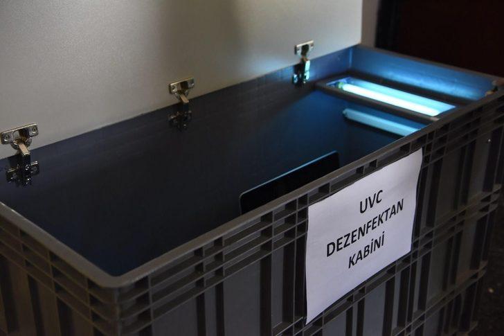 Anadolu Üniversitesi BAUM, korona virüse karşı ultraviyole dezenfeksiyon kabini kullanımına geçti G3
