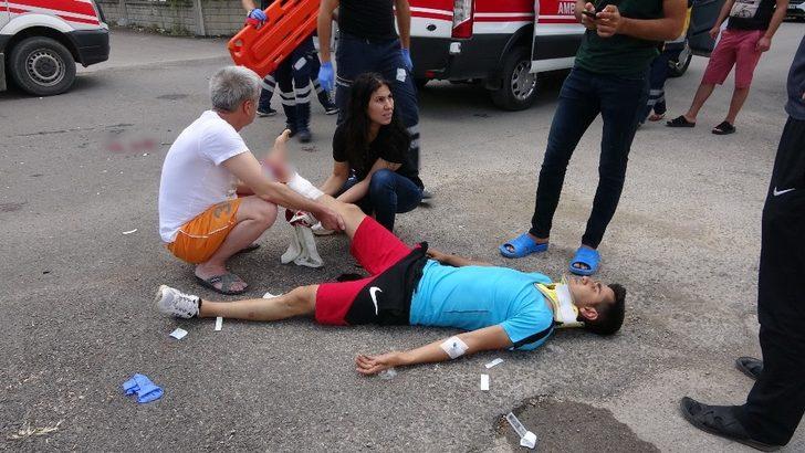 Motosiklet devrildi: 2 yaralı G3