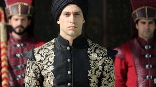 Başak Sayan : Kösem'de Ekin olmamış