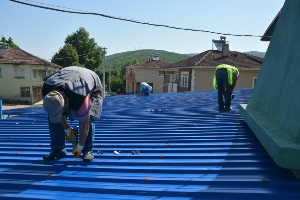 &Ccedil;ayırtarla Camii cemaatine sundurma montajı yapıldı